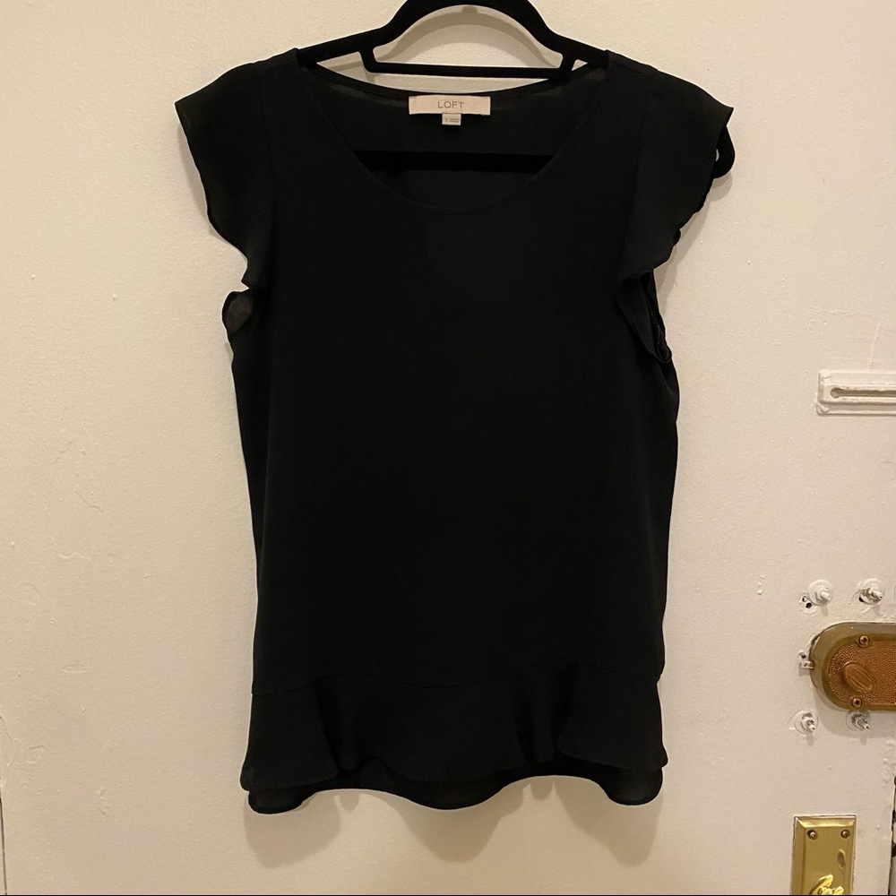 LOFT Shortsleeved Blouse in Black